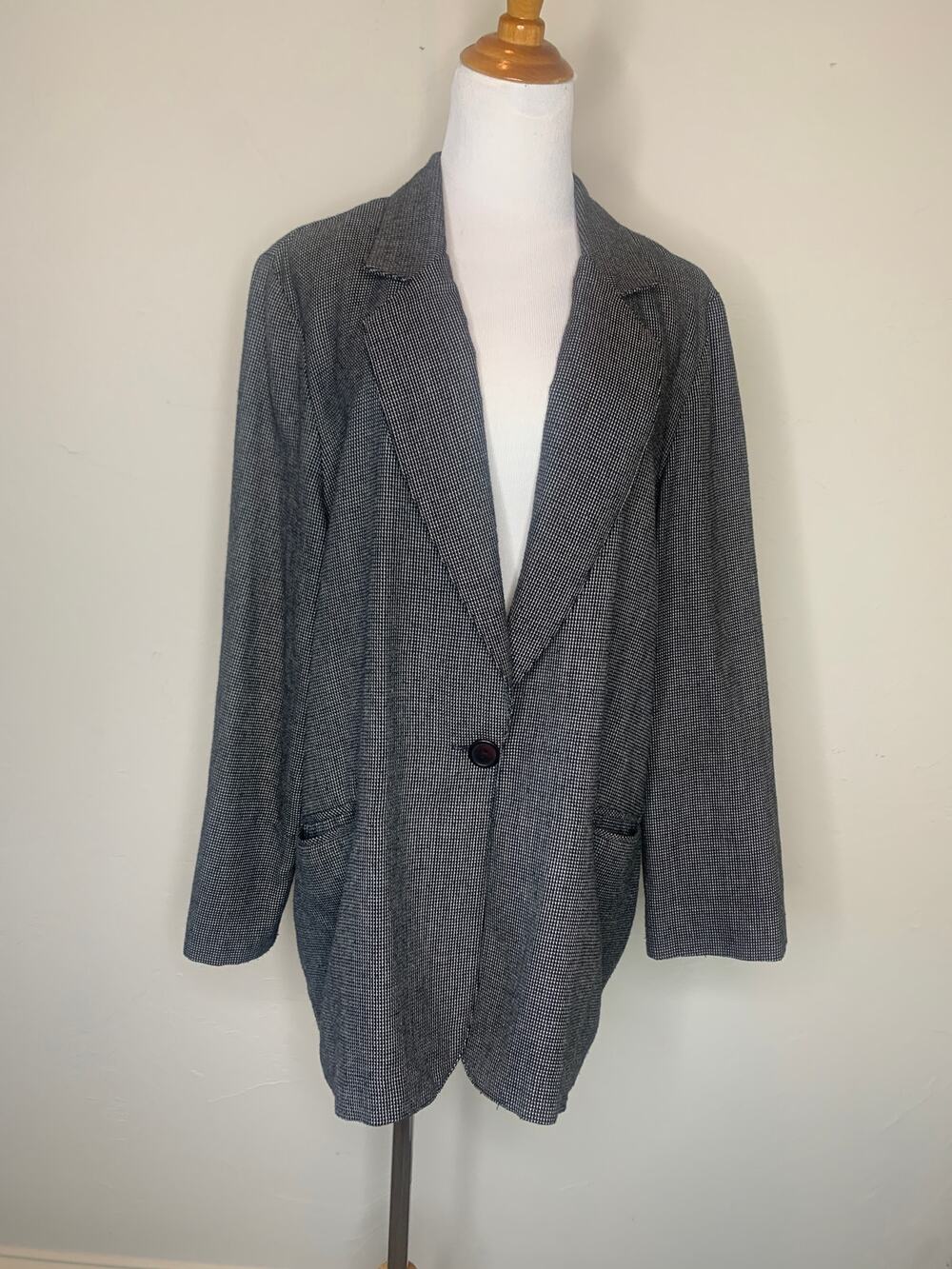 Vintage Black White Woven Blazer Medium Large?